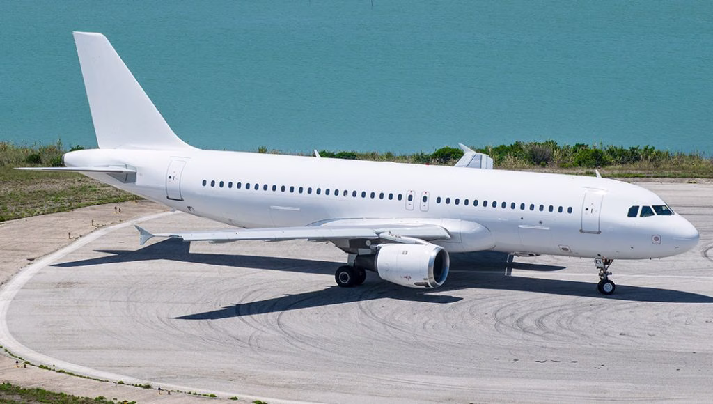 Commercial aircraft A320