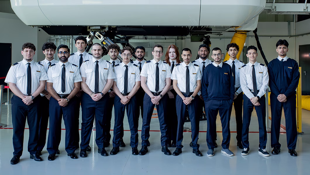 Qatar Airways MPL cadets at BAA Training