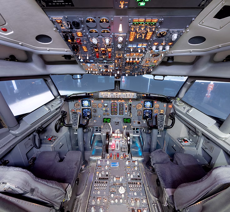 BOEING 737 CL gallery