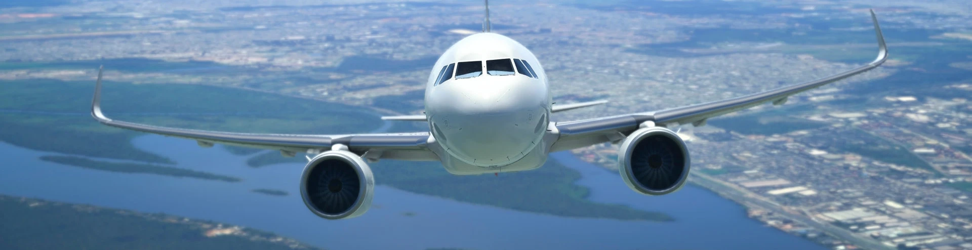 Simulador de vuelo dentro de un fuselaje real de un Airbus A320 en