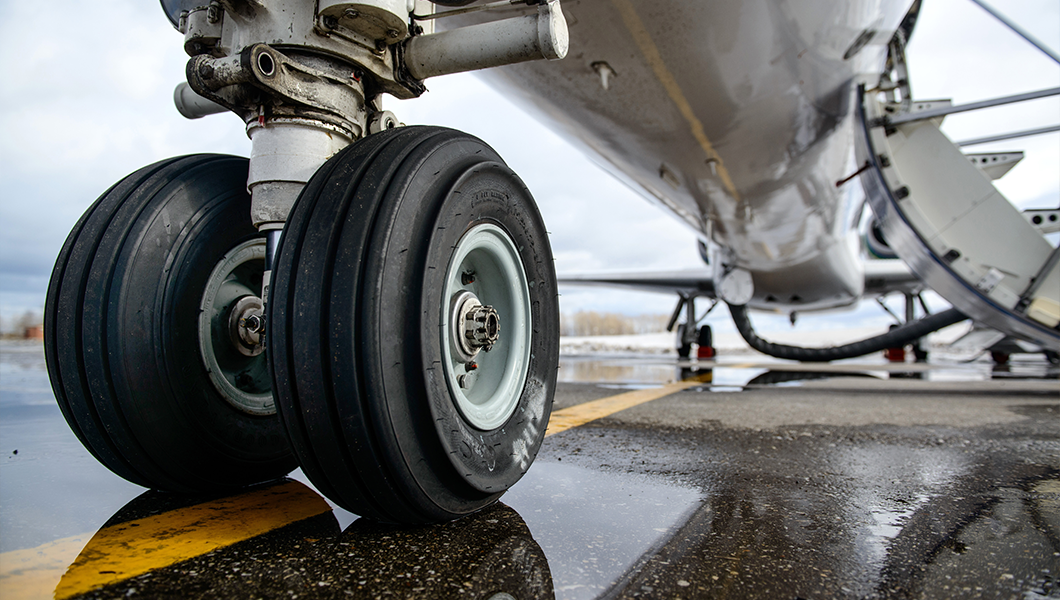 commercial aircraft wheel